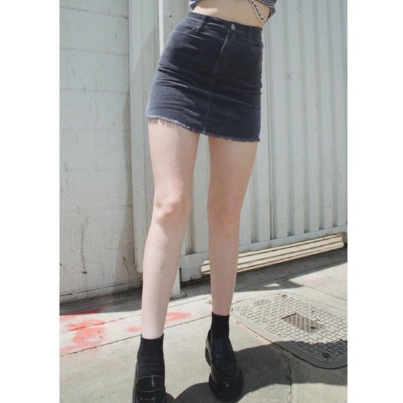Brandy Melville Juliette Corduroy Mini Skirt - Picture 1 of 8
